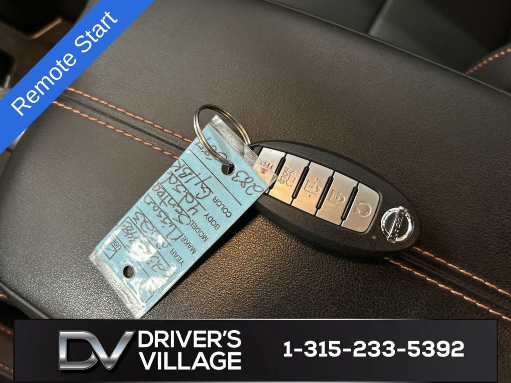 Used 2023 Nissan Sentra SR w/ SR Premium Package FWD image 12