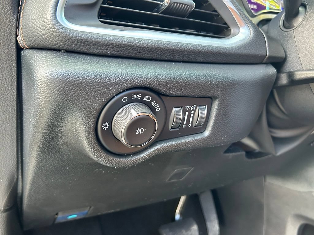 New 2026 Chrysler Pacifica Pinnacle AWD/4WD image 50