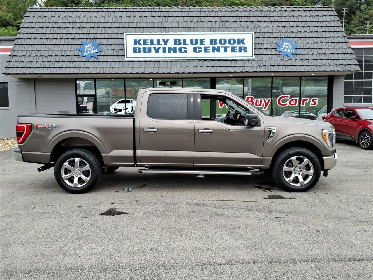Used 2022 Ford F150 XLT w/ Equipment Group 302A High AWD/4WD image 1