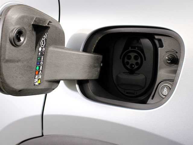 New 2026 Porsche Macan 4 Electric AWD/4WD image 22