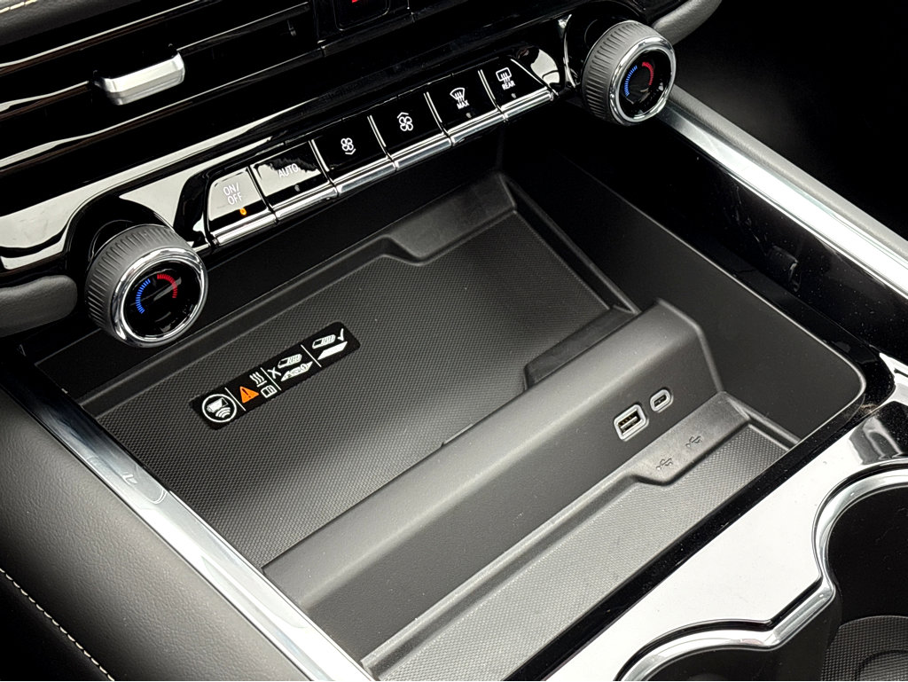 New 2026 Chevrolet Suburban Premier image 19