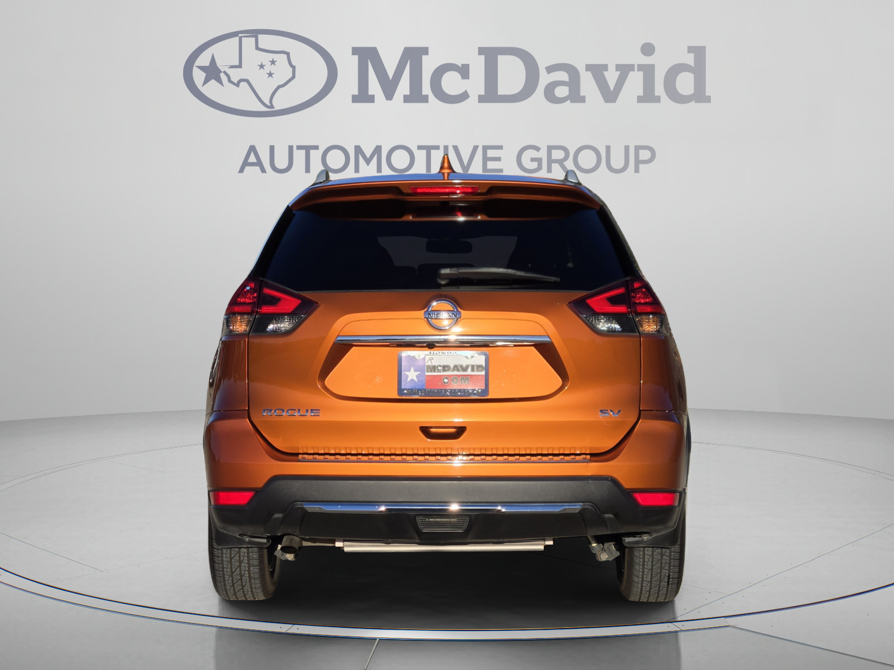Used 2018 Nissan Rogue SV w/ Premium Package FWD image 5