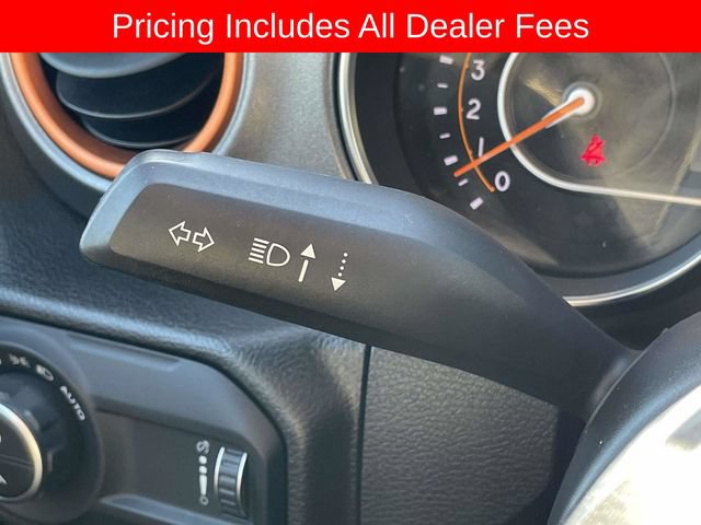 Used 2023 Jeep Gladiator Mojave AWD/4WD image 22