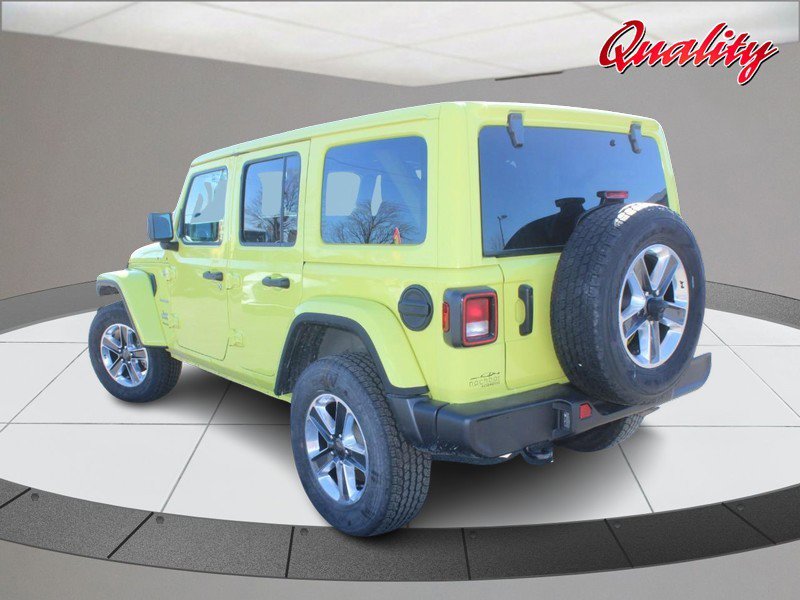 Used 2023 Jeep Wrangler Unlimited Sahara w/ Cold Weather Group image 5