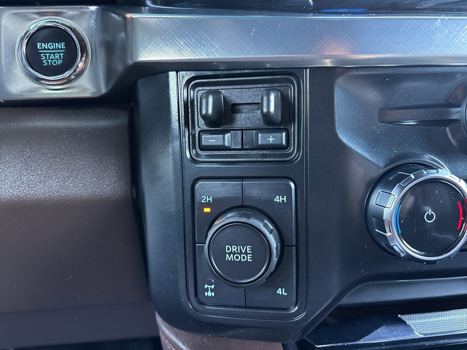 Used 2025 Ford F250 King Ranch AWD/4WD image 30