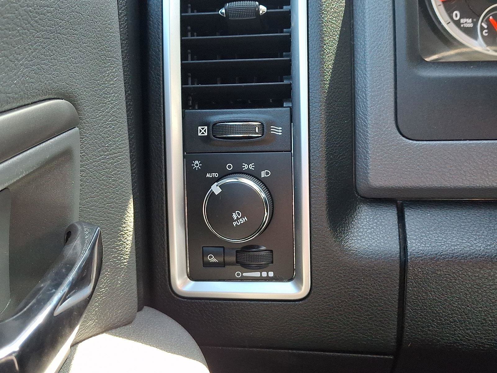 Used 2015 RAM 1500 Big Horn AWD/4WD image 22