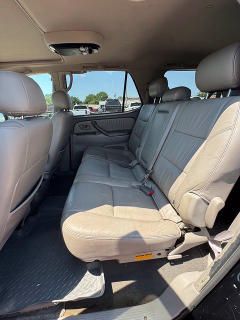 Used 2001 Toyota Sequoia Limited AWD/4WD image 9