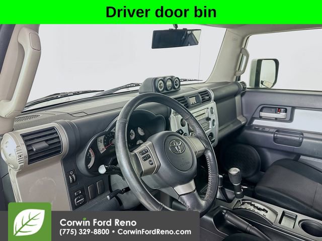 Used 2008 Toyota FJ Cruiser 4WD image 9