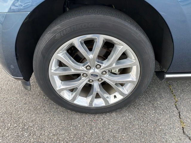 Used 2018 Ford Expedition Limited w/ Equipment Group 302A RWD image 7