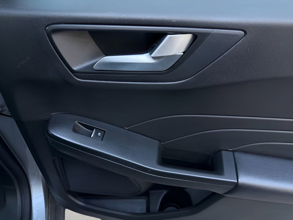 Used 2024 Ford Escape ST-Line image 29