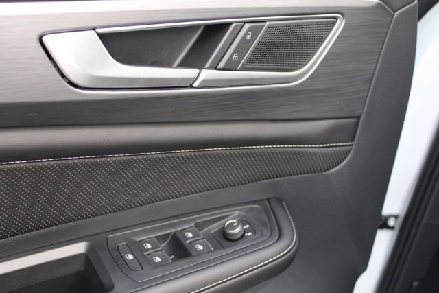 New 2026 Volkswagen Atlas Cross Sport SE image 12