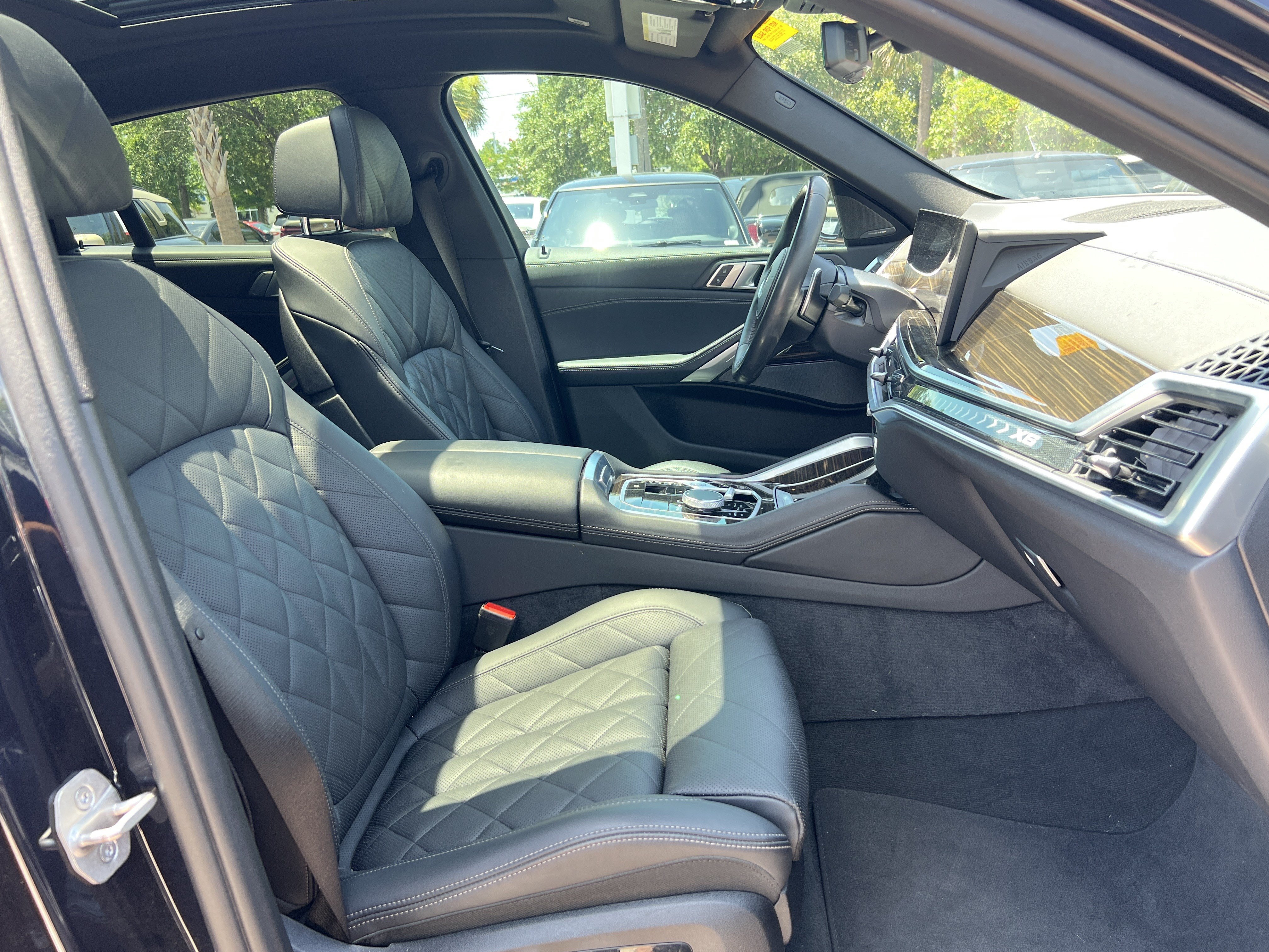 Used 2024 BMW X6 xDrive40i w/ Premium Package AWD/4WD image 33