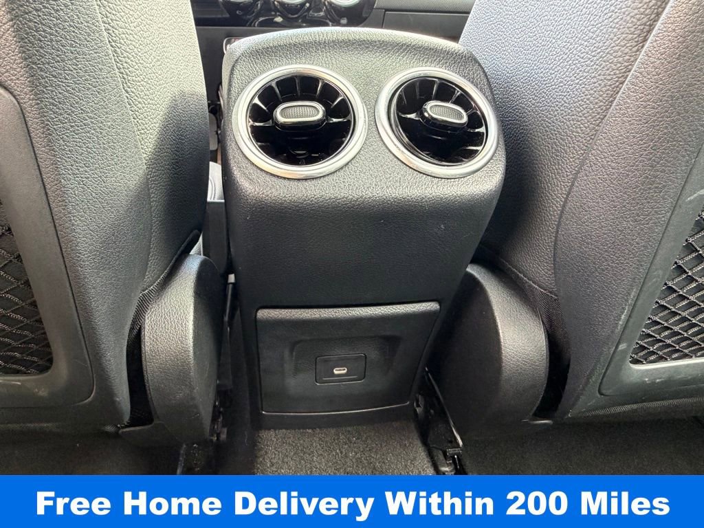 Used 2025 Mercedes-Benz CLA 250 image 31