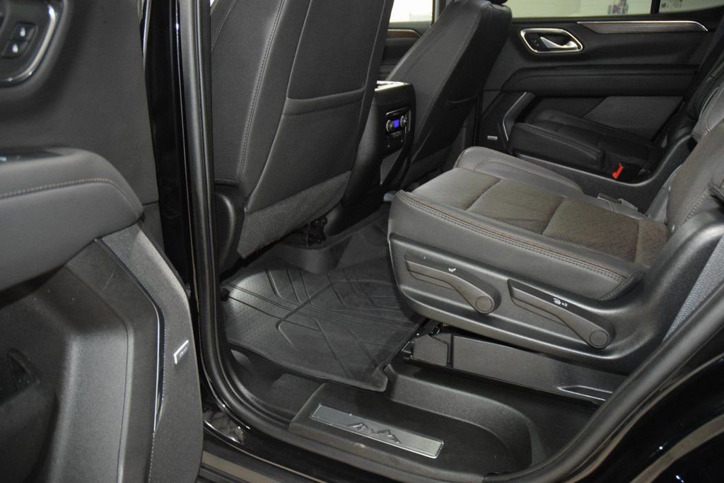 Used 2023 Chevrolet Tahoe High Country image 41