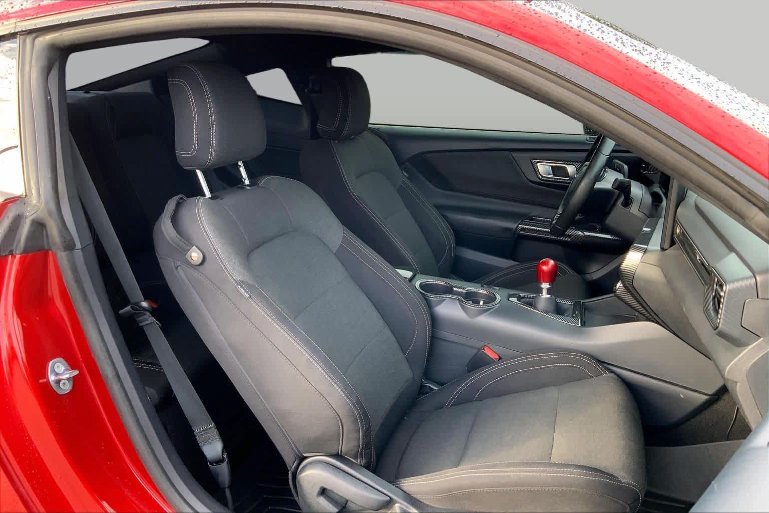 Used 2024 Ford Mustang GT RWD image 9