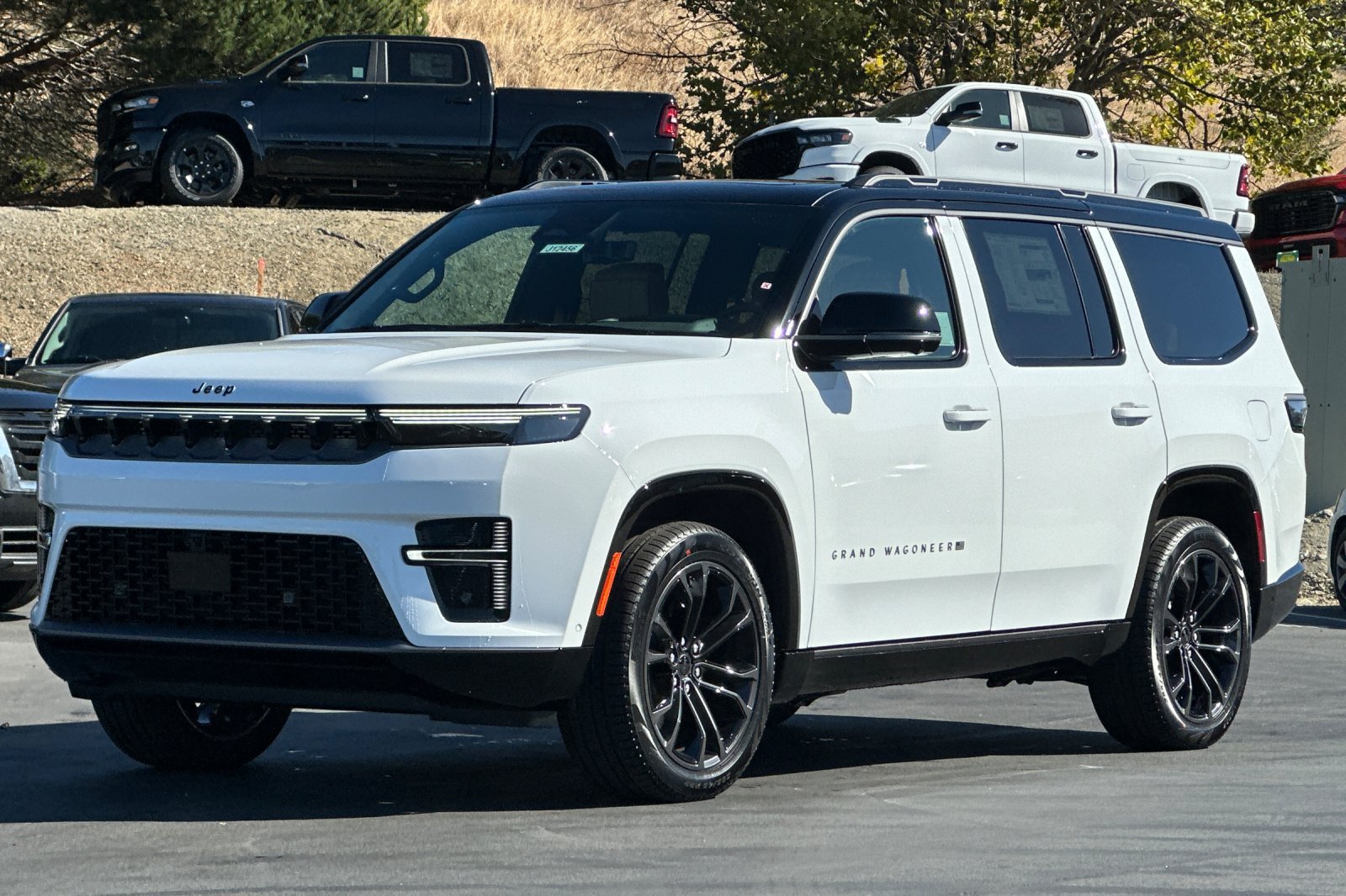 New 2026 Jeep Grand Wagoneer Summit AWD/4WD image 8