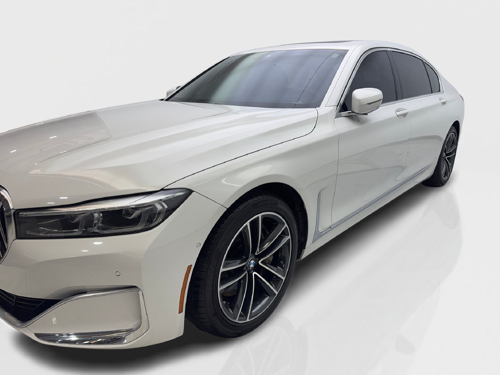Used 2021 BMW 750i xDrive w/ Executive Package AWD/4WD image 12