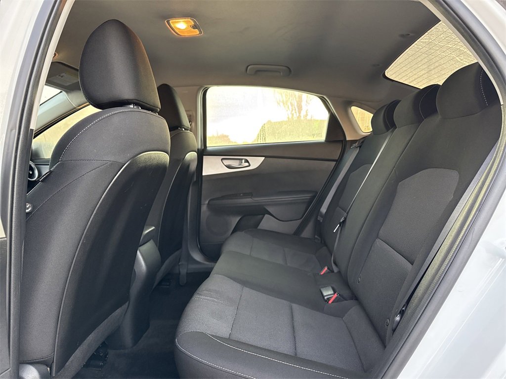 Used 2022 Kia Forte LXS w/ LXS Technology Package image 18