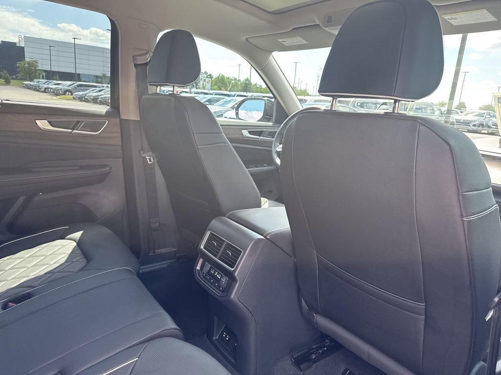 New 2026 Volkswagen Atlas SEL Premium R-Line image 18