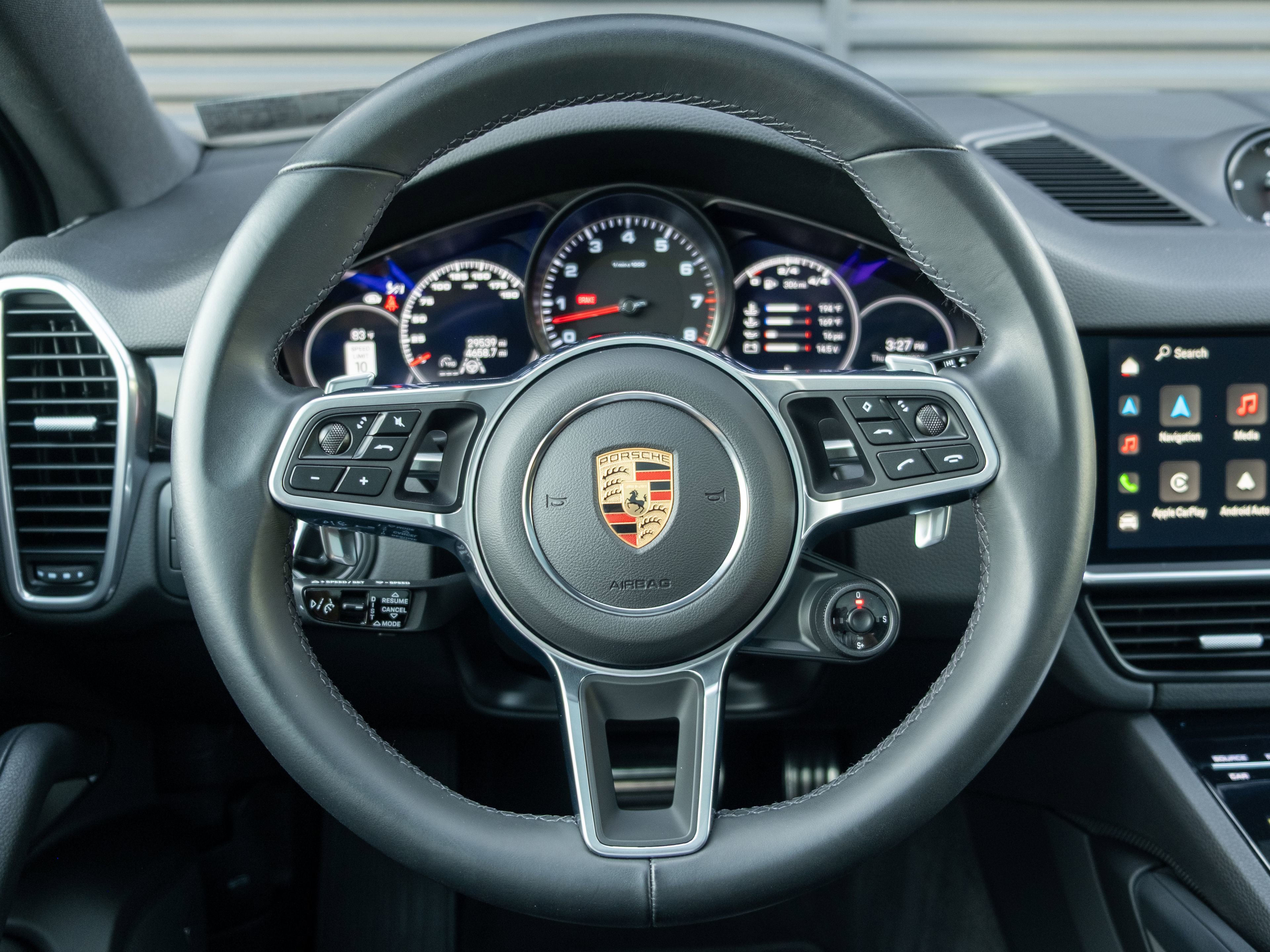 Certified 2023 Porsche Cayenne S AWD/4WD image 6