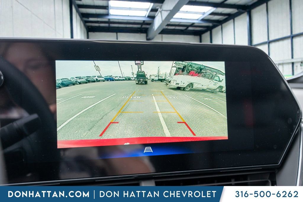 New 2026 Chevrolet Trax RS w/ Sunroof Package FWD image 19