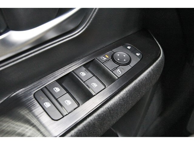 New 2027 Nissan Kicks SV w/ SV Premium Package FWD image 19
