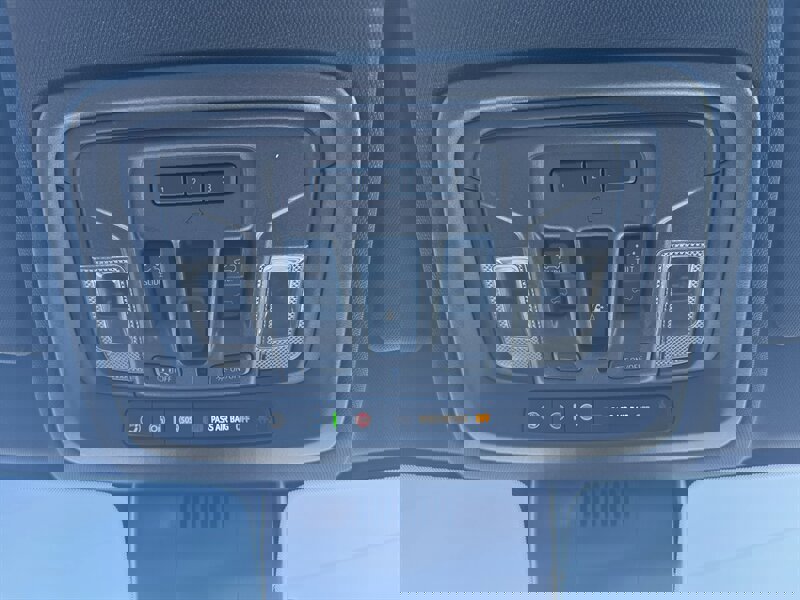 Used 2025 GMC Sierra 2500 AT4 w/ AT4 Premium Plus Package image 17