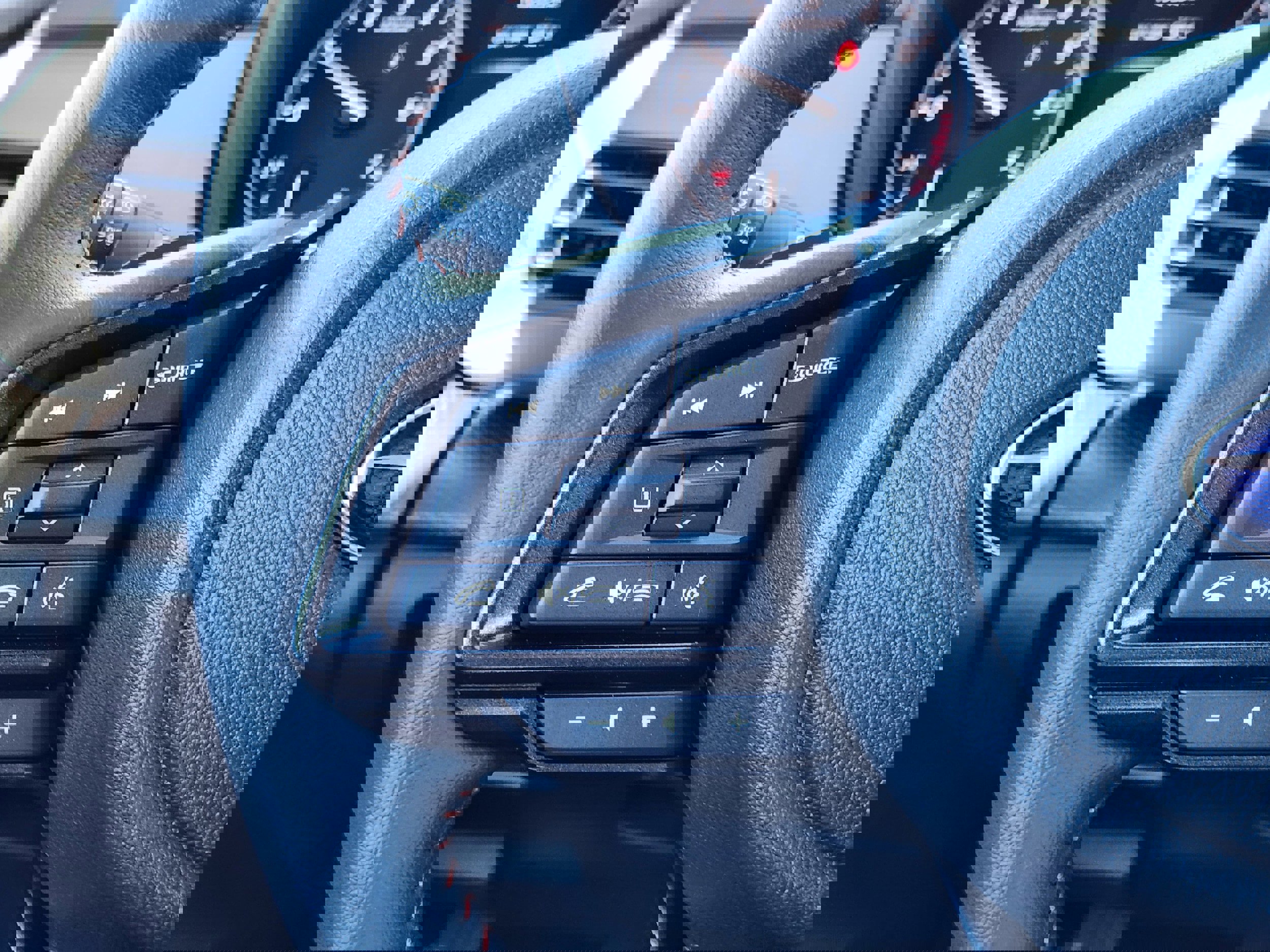 New 2025 Subaru Crosstrek 2.5i Limited w/ Popular Package #4A image 16