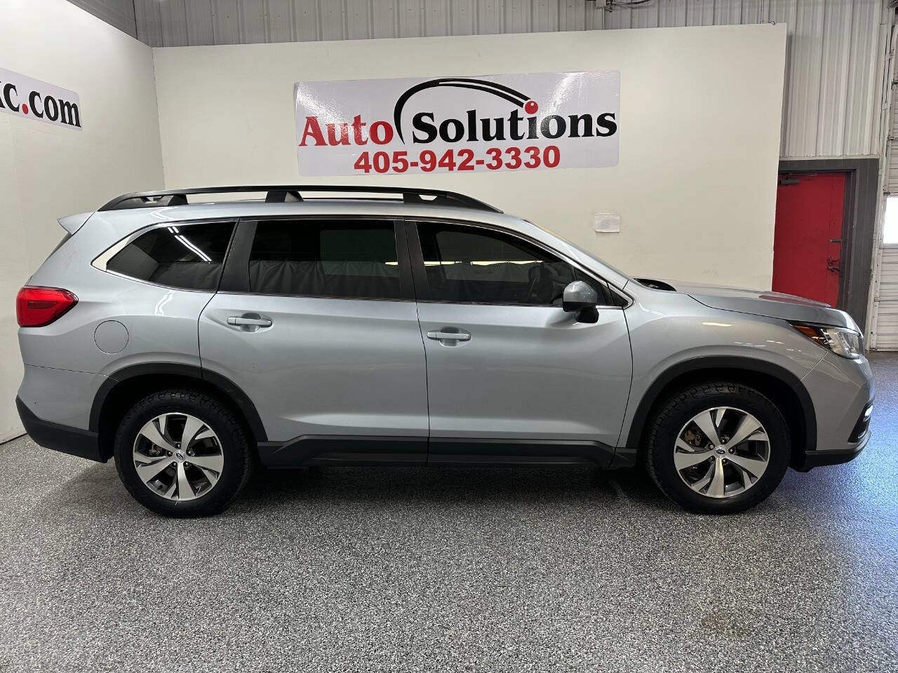 Used 2019 Subaru Ascent Premium image 8