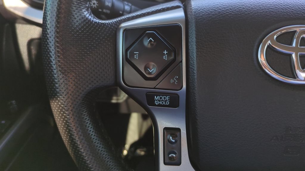 Used 2023 Toyota Tacoma SR5 AWD/4WD image 19