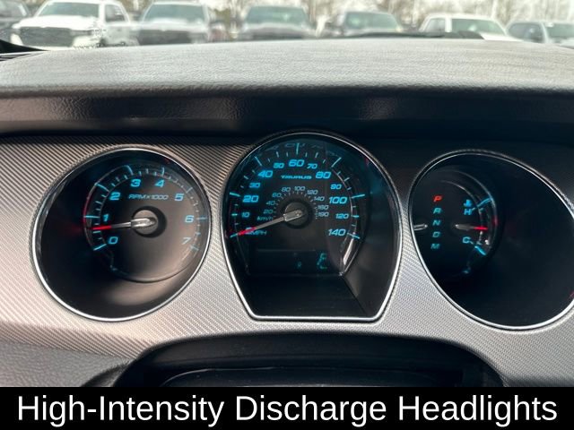Used 2010 Ford Taurus SHO image 24