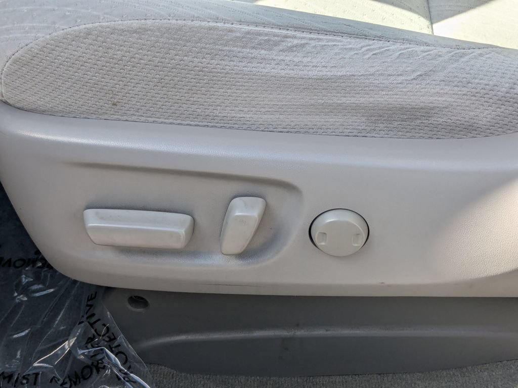 Used 2017 Toyota Sienna LE FWD image 7