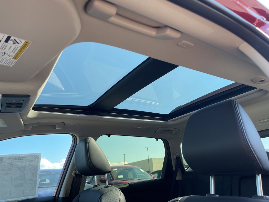 New 2026 Nissan Rogue Platinum w/ Platinum Premium Package image 17