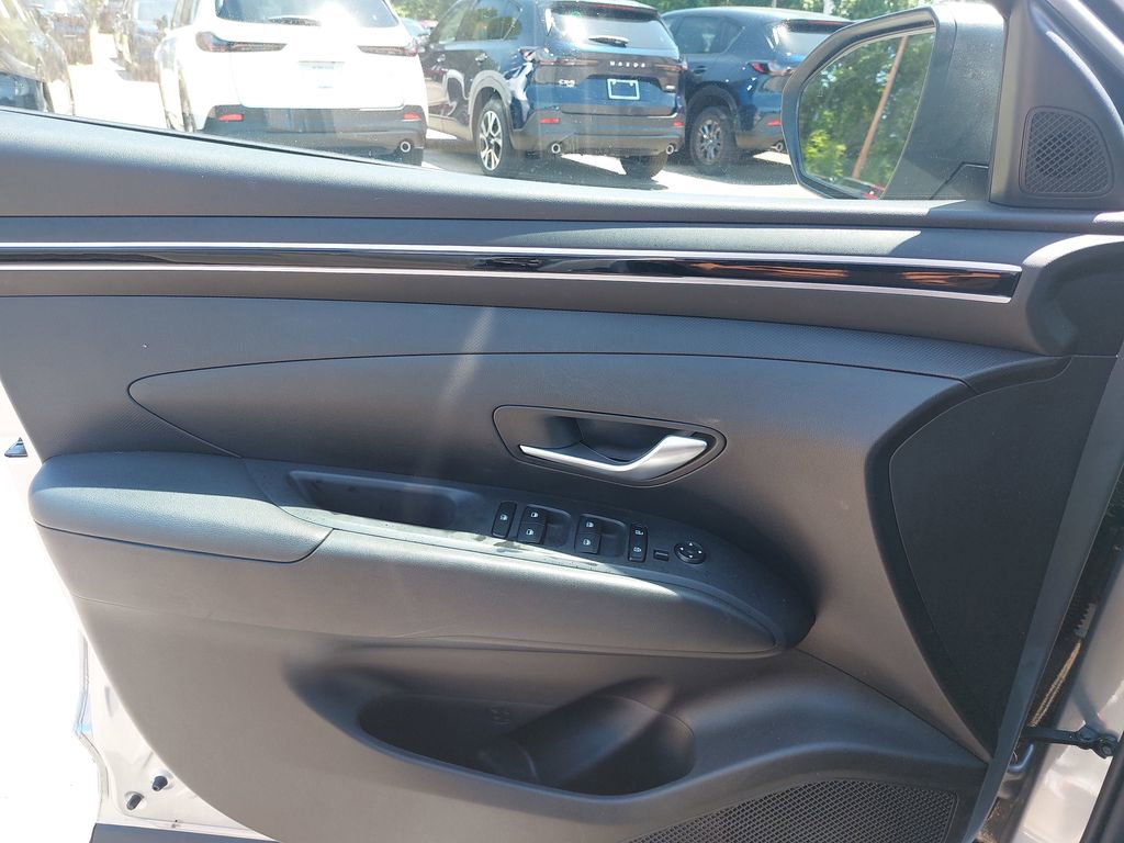 Certified 2023 Hyundai Tucson SEL FWD image 28
