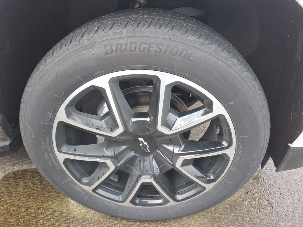 Used 2023 Chevrolet Tahoe RST image 4