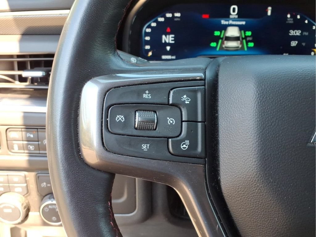 Used 2022 Chevrolet Tahoe RST w/ Luxury Package AWD/4WD image 11