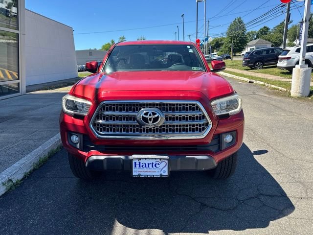 Used 2017 Toyota Tacoma TRD Off-Road w/ Tow Package (A/T) AWD/4WD image 5