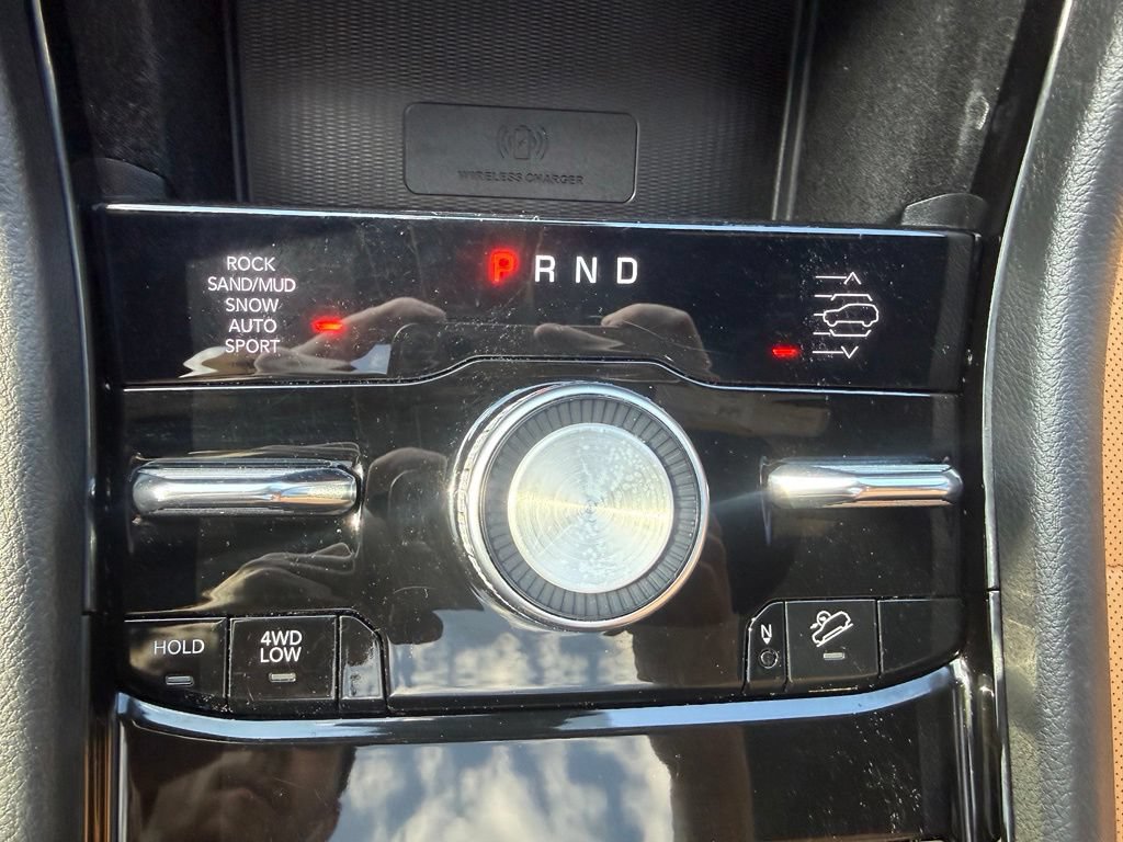 Used 2022 Jeep Grand Cherokee Summit w/ Adv Protech Group IV AWD/4WD image 28