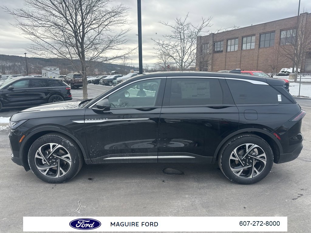 New 2026 Lincoln Nautilus Premier image 8