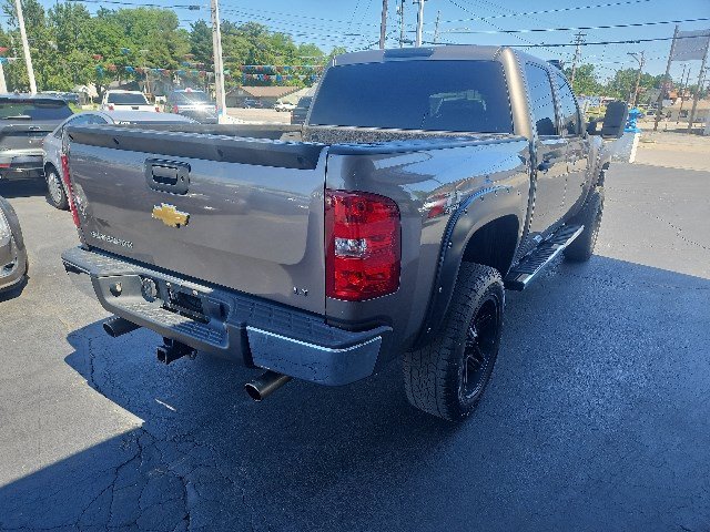 Used 2013 Chevrolet Silverado 1500 LT w/ All-Star Edition AWD/4WD image 3