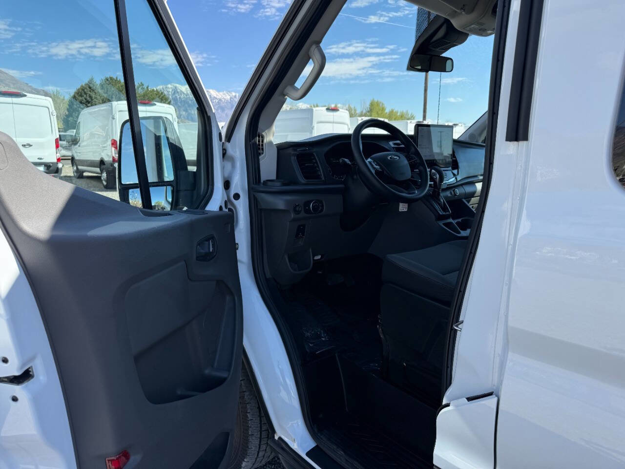 Used 2023 Ford Transit 350 XLT RWD image 14