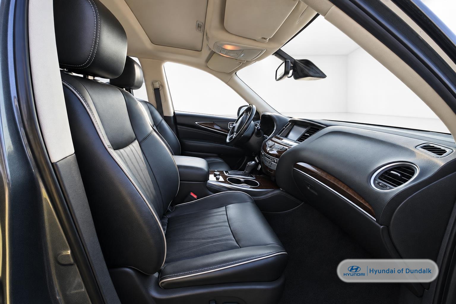 Used 2019 INFINITI QX60 Luxe w/ Sensory Package AWD/4WD image 8