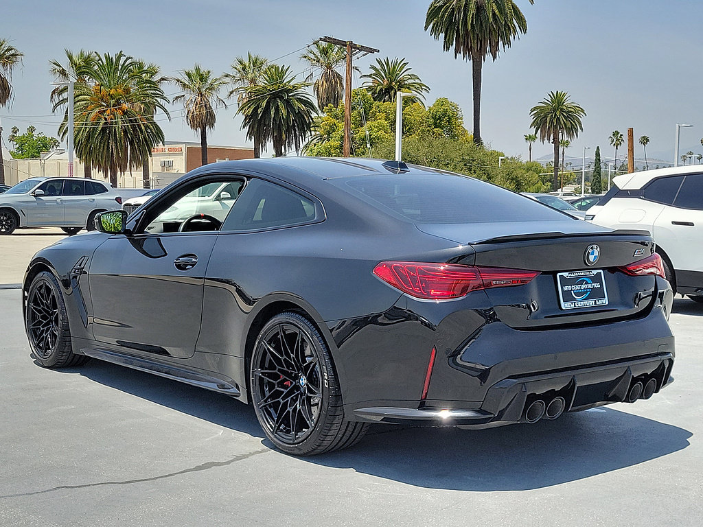 Used 2025 BMW M4 Competition w/ Executive Package RWD image 2
