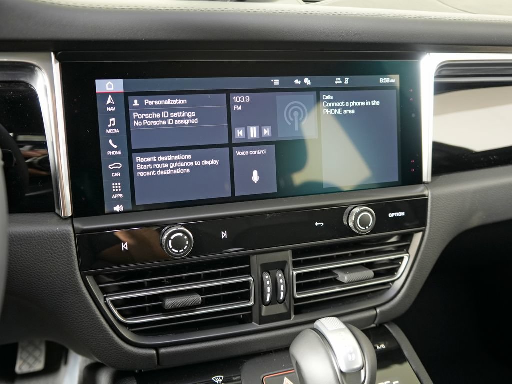 Certified 2026 Porsche Macan Turbo AWD/4WD image 27