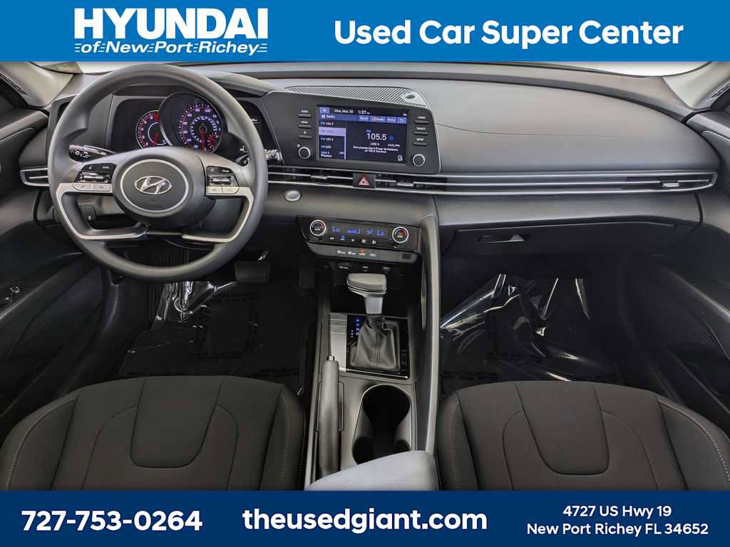 Certified 2023 Hyundai Elantra SEL image 13