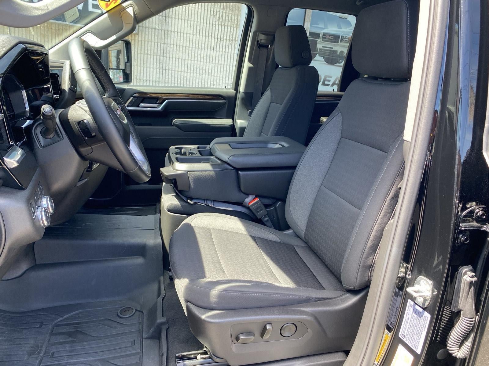 Certified 2025 GMC Sierra 2500 SLE AWD/4WD image 17