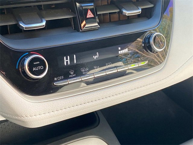 Used 2021 Toyota Corolla SE image 25
