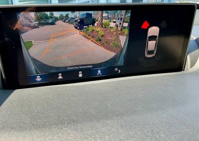 Certified 2025 Acura TLX w/ Technology Package image 37