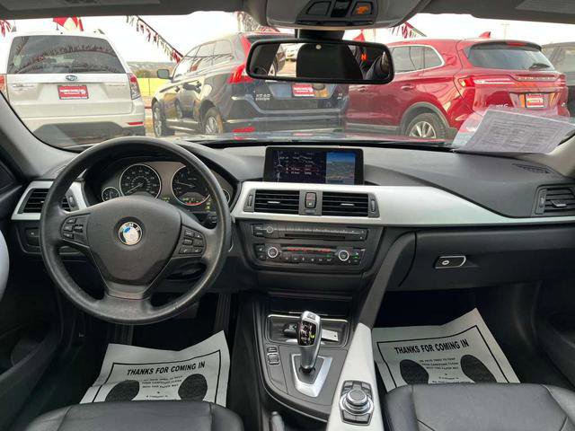 Used 2013 BMW 328i xDrive Sedan AWD/4WD image 17
