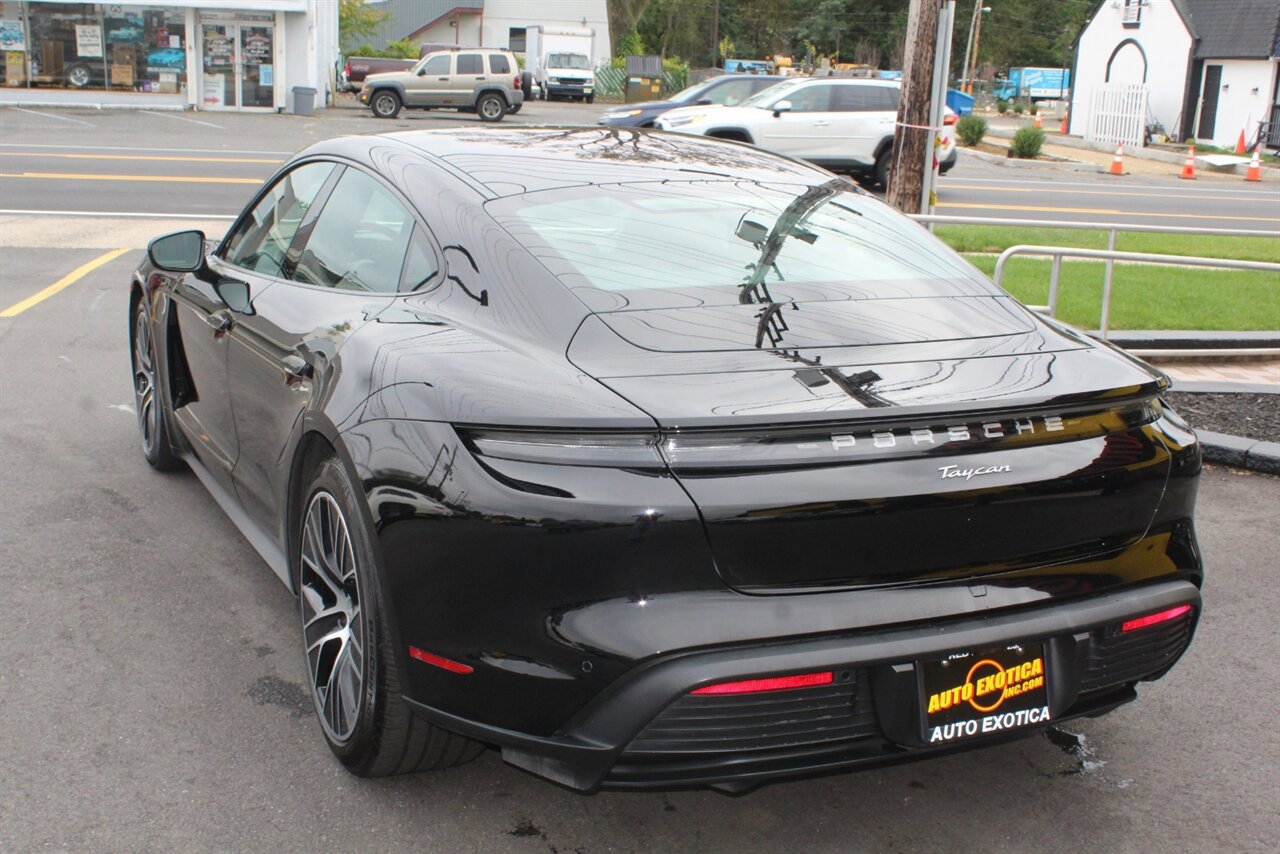 Used 2022 Porsche Taycan image 33